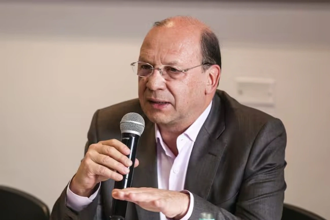 El Ministro de Hacienda, anunció que el Gobierno presentará reforma ...
